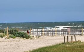 Beachview Beauty Steps To The Beach In West G Town